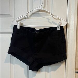 Old Navy - Women's Pixie Cut Black Shorts